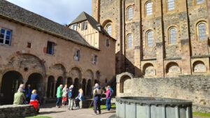 groep deelnemers Conques excursie